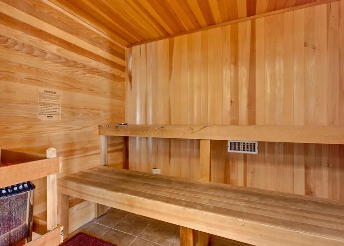 Holiday home Gulf Front With Community Outdoor & Indoor Pool Hot Tub & Fitness Center *